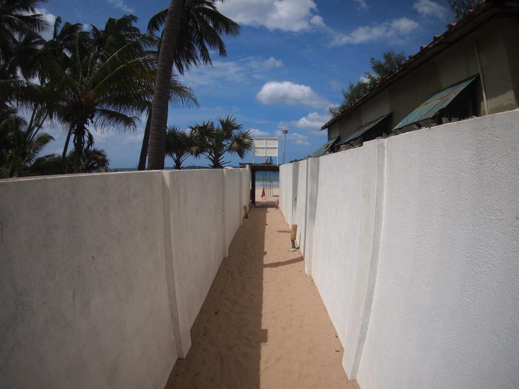 Lucky Beach Resort Trincomalee Eksteriør bilde